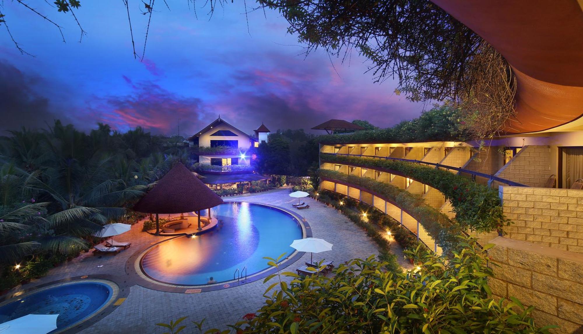Uday Suites - The Airport Hotel Thiruvananthapuram Kültér fotó