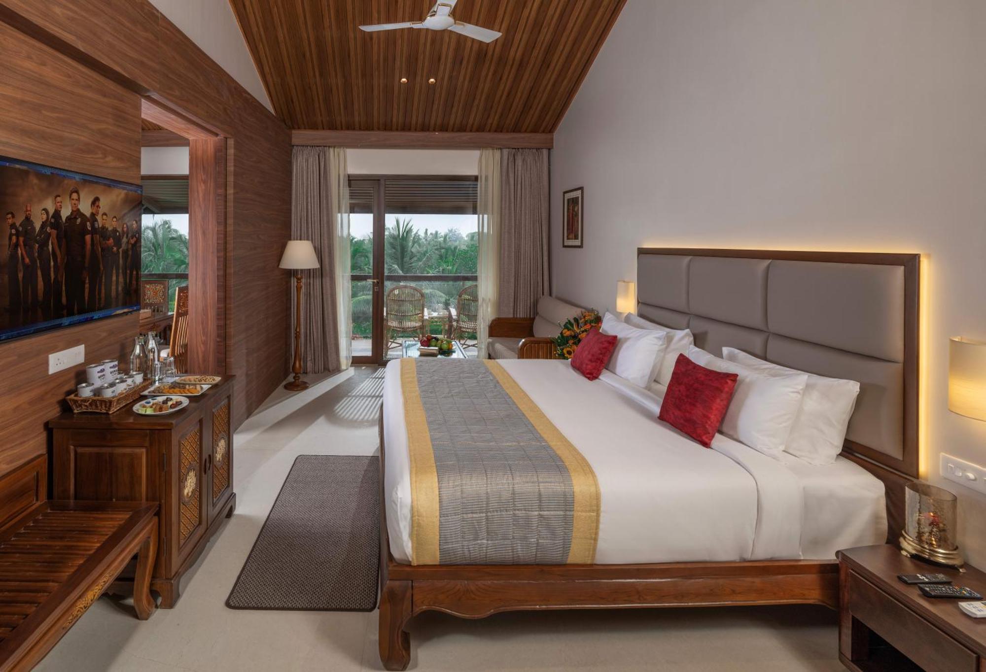 Uday Suites - The Airport Hotel Thiruvananthapuram Kültér fotó