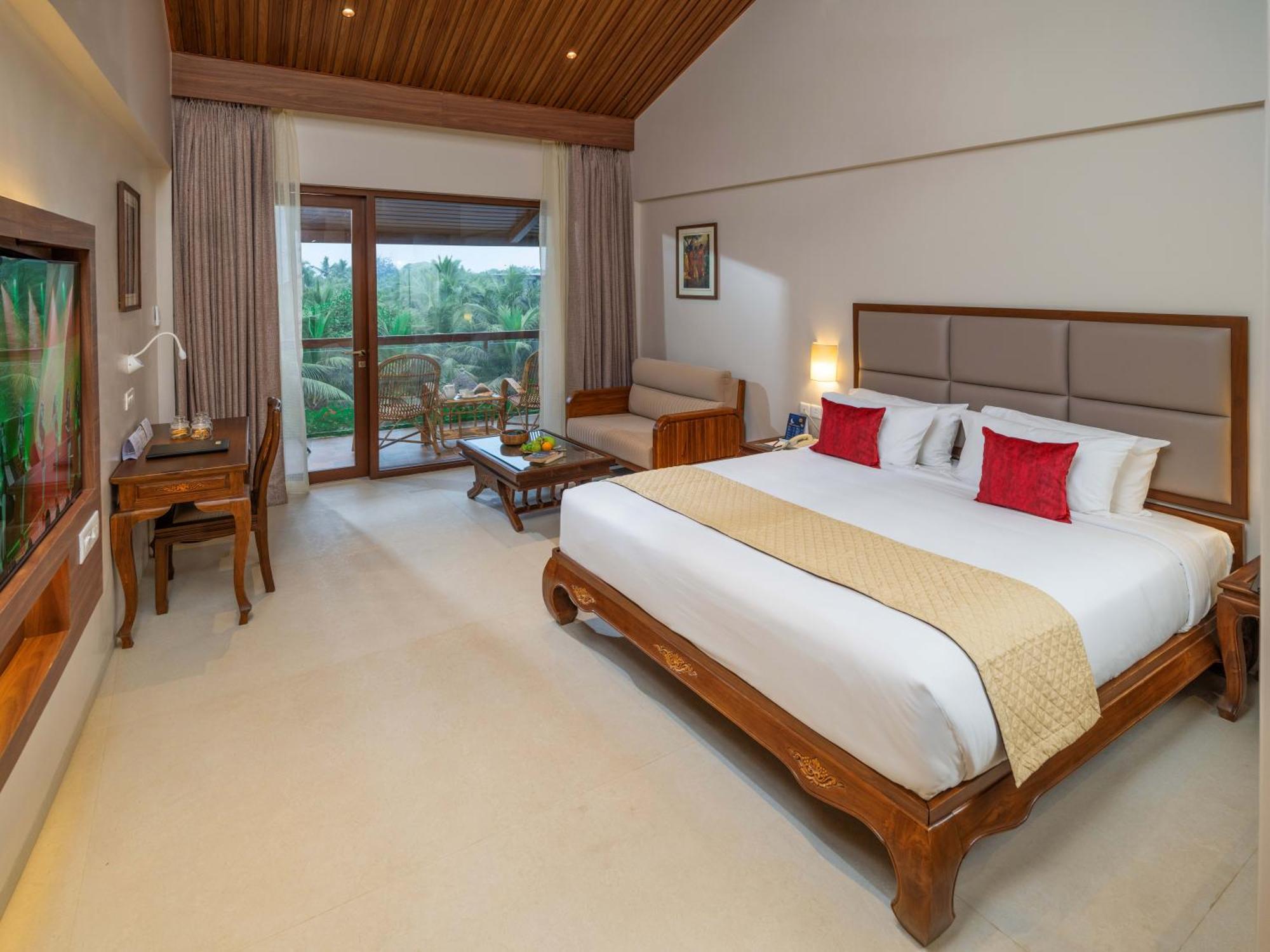 Uday Suites - The Airport Hotel Thiruvananthapuram Kültér fotó